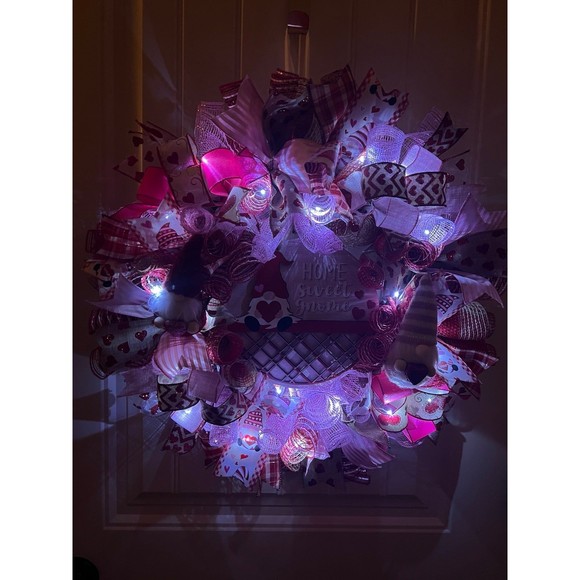 Handmade Valentine’s Home Sweet Gnome Ribbon Prelit Wreath 22 ins LED W18 - Picture 10 of 12